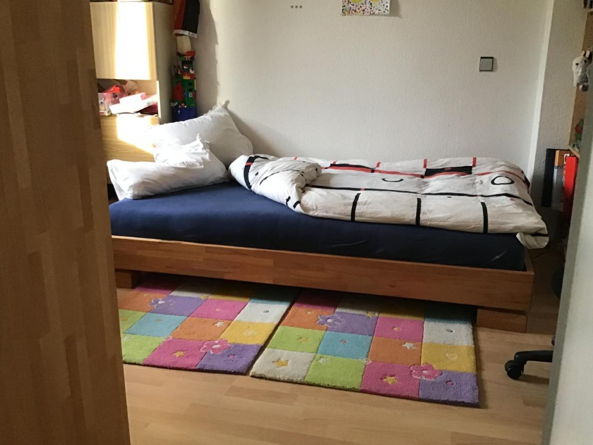 Doppelzimmer Mit Terrasse Zum Garten, Ruhig, Weinbergsblick, Zusaetzliches Kinderzimmer Anbei Moeglich Winningen Exterior foto
